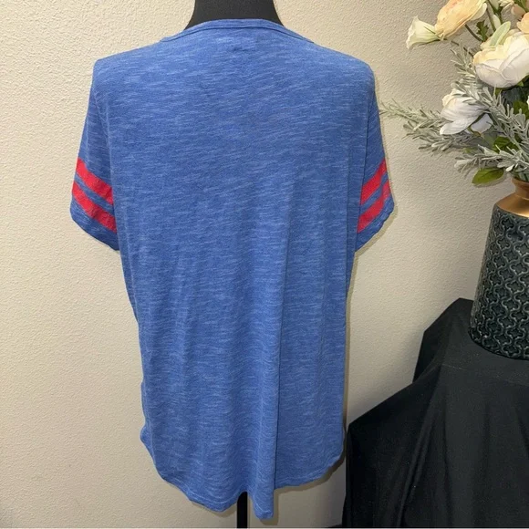 NFL New York Giants Womens Blue V-Neck Tee Shirt XL Football Fan Top - Picture 3 of 7